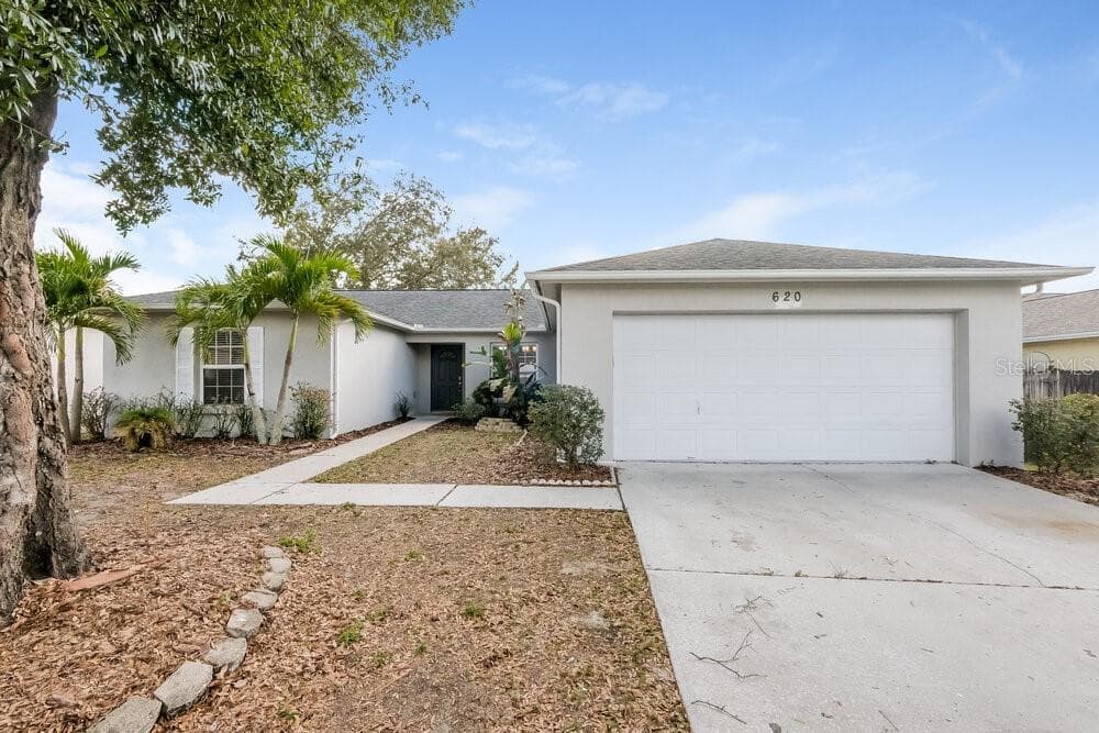 620 LAKEMONT DRIVE BRANDON, FL 33510