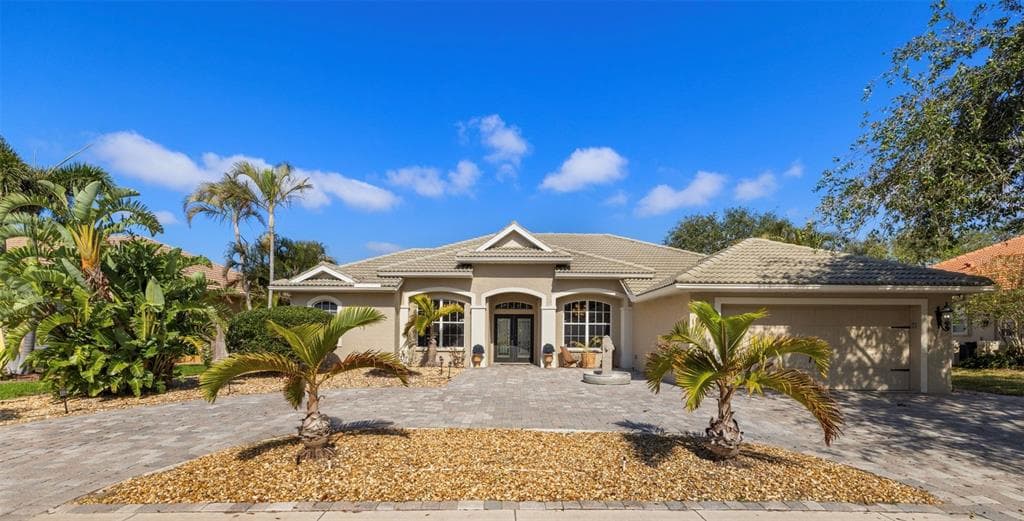 5549 EASTWIND DRIVE SARASOTA, FL 34233