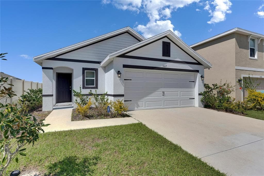 5617 FLAGSTONE TRAIL PALMETTO, FL 34221