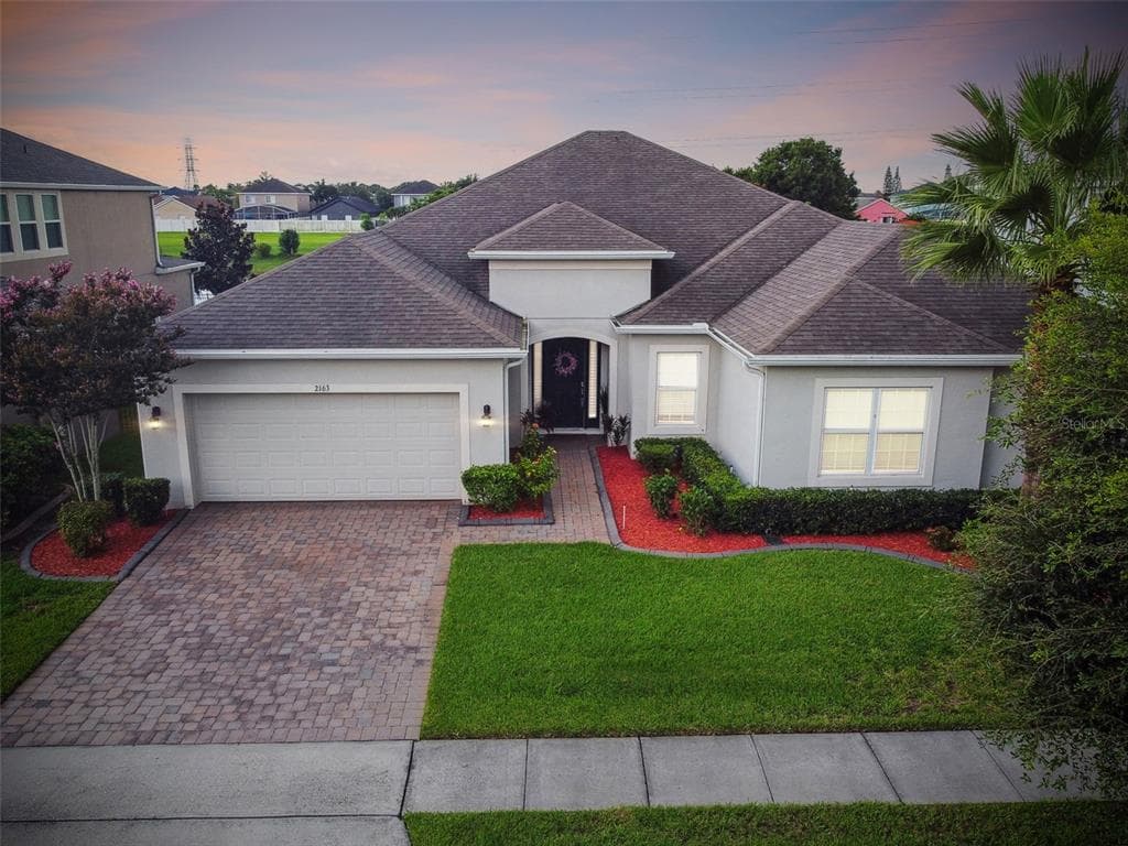 2163 PLANTATION OAK DRIVE