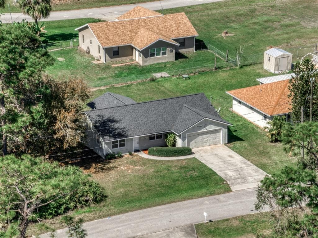 217 LEMANS DRIVE SEBRING, FL 33872