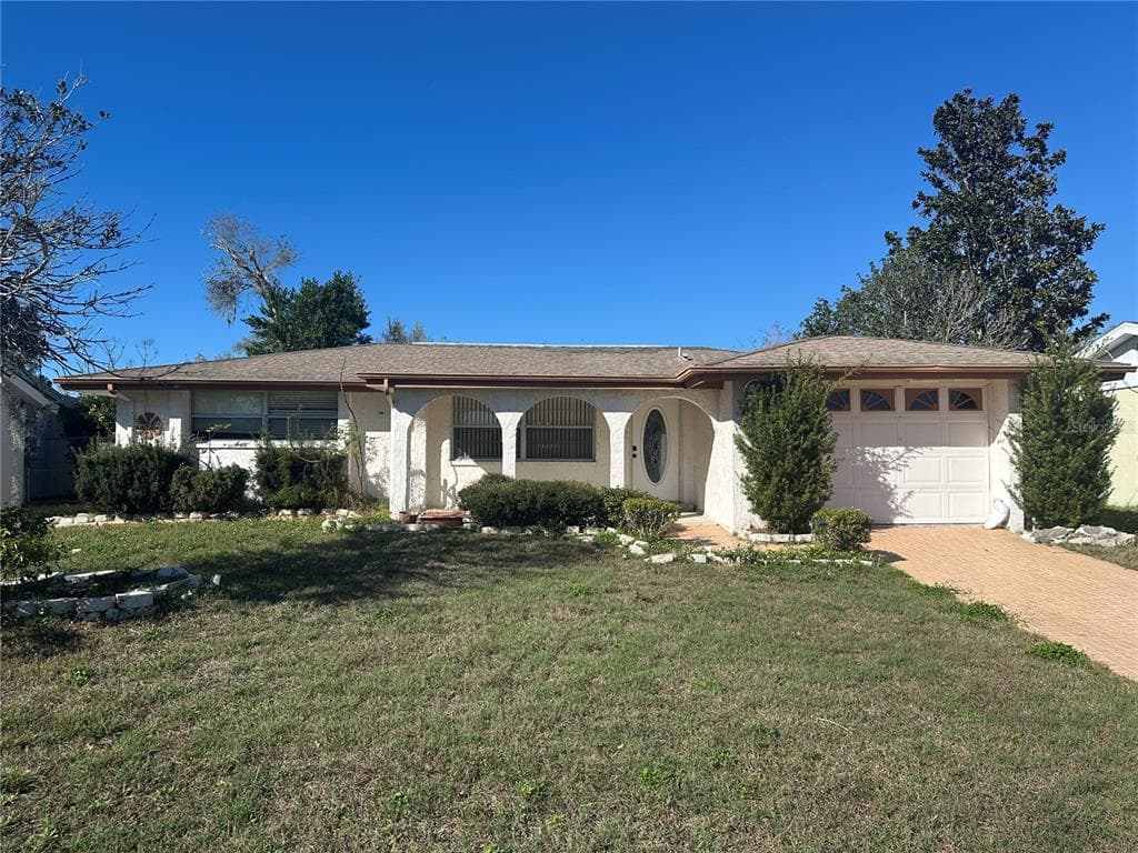 7825 CAYUGA DRIVE NEW PORT RICHEY, FL 34653