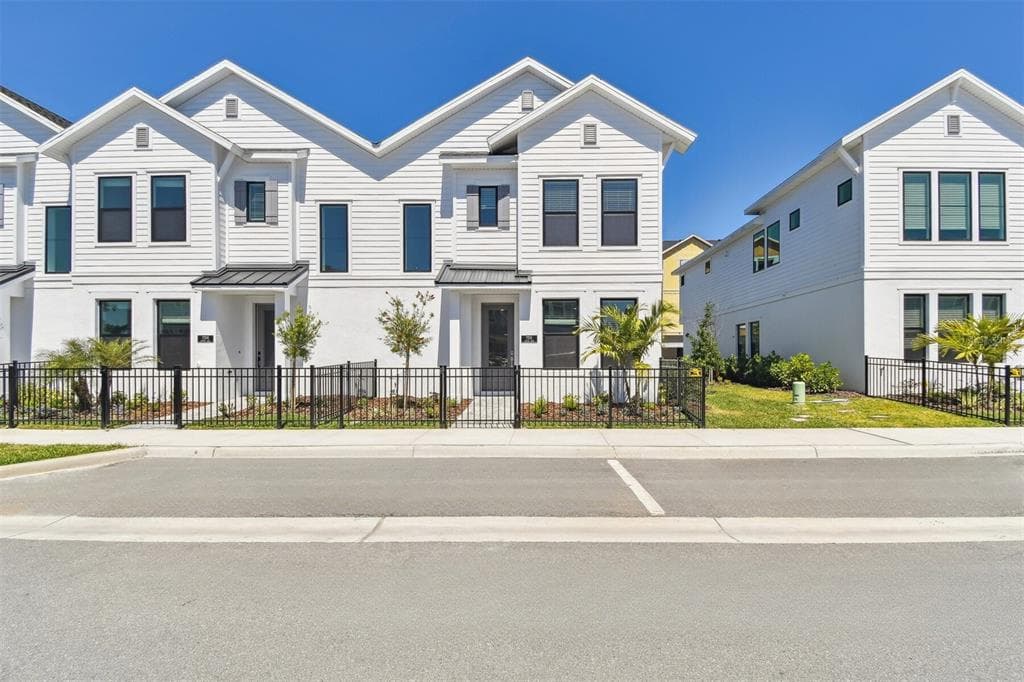 7213 SUTTON LANE SARASOTA, FL 34240