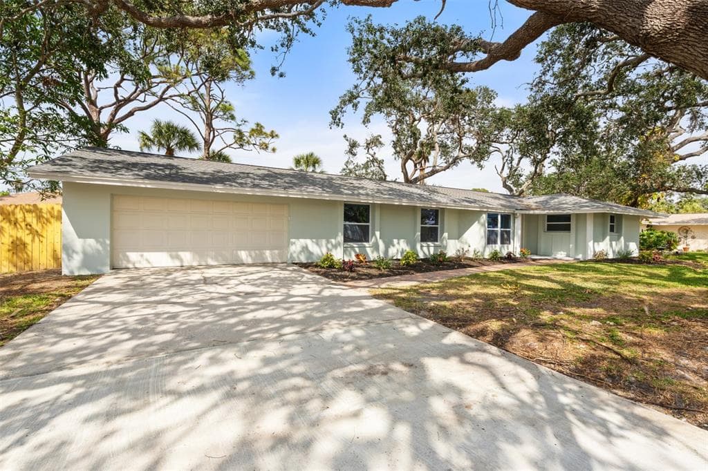 530 FOXGLOVE ROAD VENICE, FL 34293