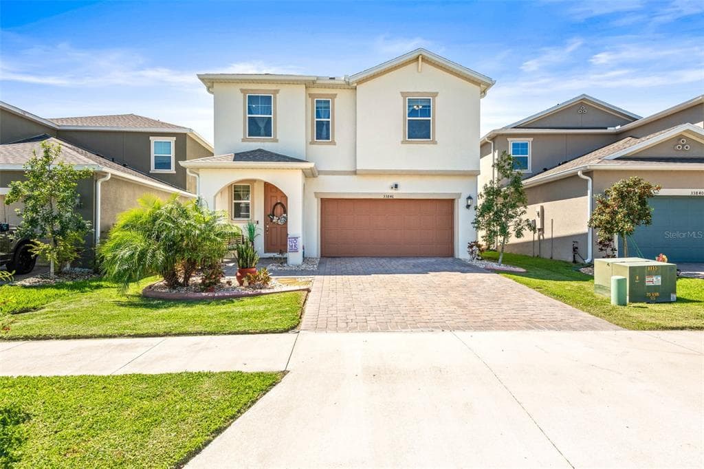 33846 FLOATING HEART COURT WESLEY CHAPEL, FL 33545