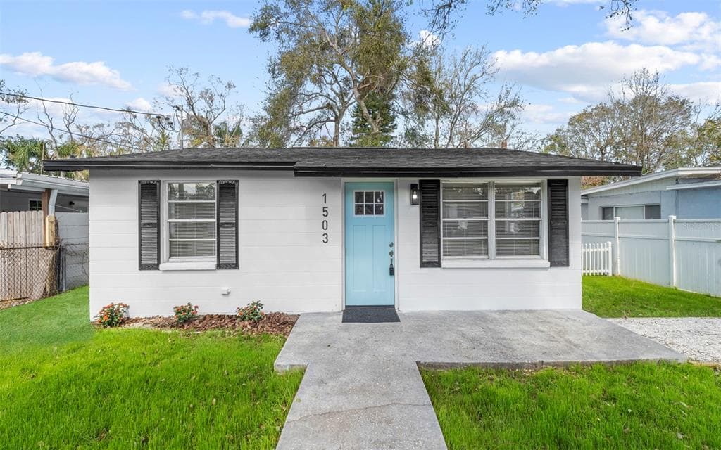 1503 W HAMILTON AVENUE TAMPA, FL 33604