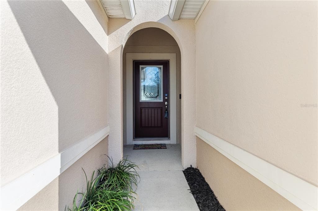 10602 MASSIMO DRIVE WIMAUMA, FL 33598