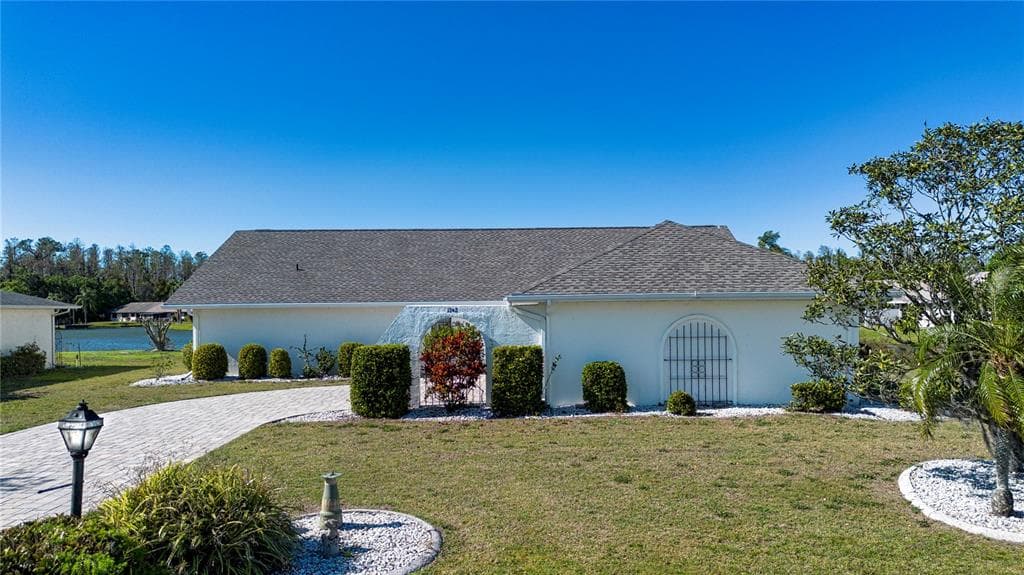1742 W DEL WEBB BOULEVARD SUN CITY CENTER, FL 33573