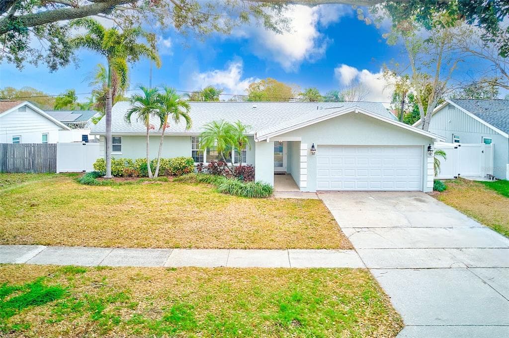 10855 119TH STREET N SEMINOLE, FL 33778
