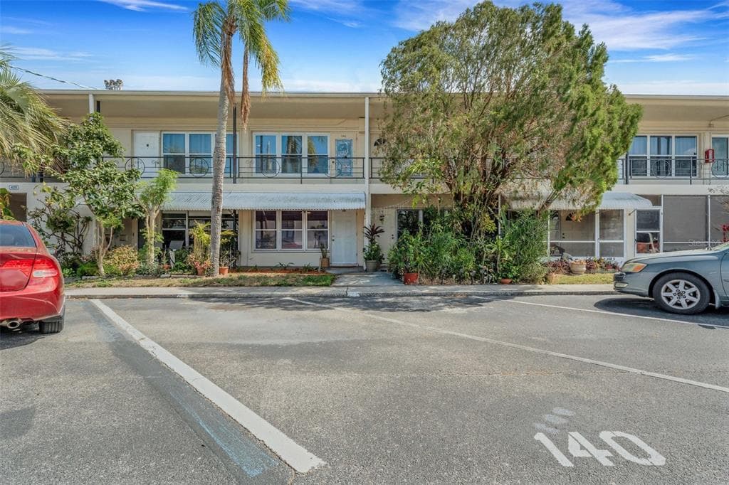 4051 58TH STREET N UNIT 140 KENNETH CITY, FL 33709