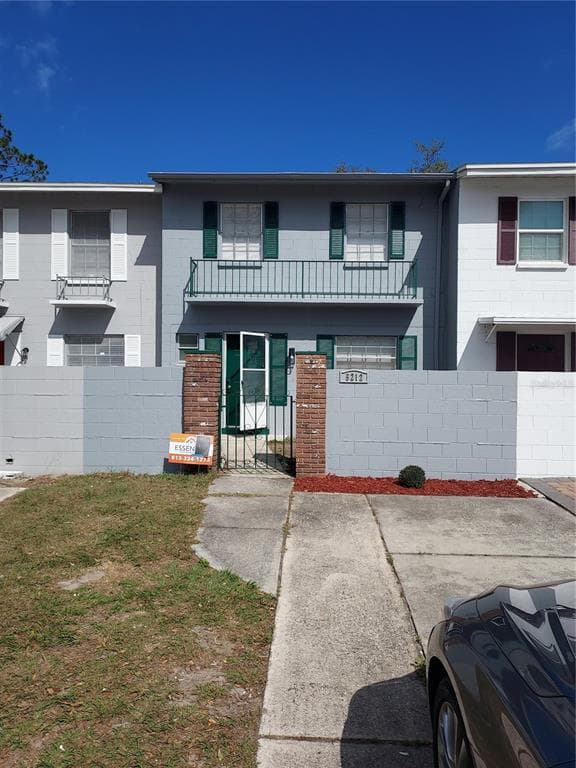 5212 MAPLE HILL DRIVE UNIT 5212 TEMPLE TERRACE, FL 33617