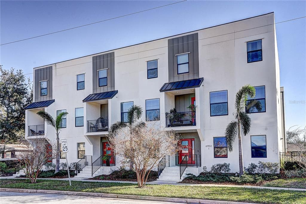 6902 S MACDILL AVENUE UNIT 1 TAMPA, FL 33611