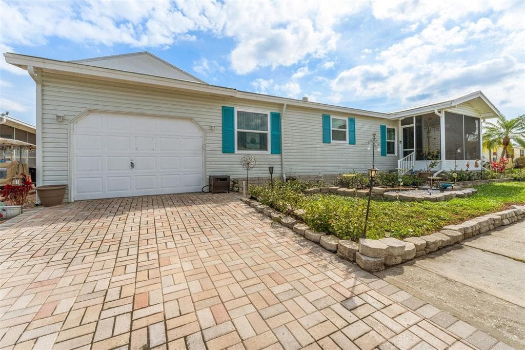 610 COBIA WAY OLDSMAR, FL 34677
