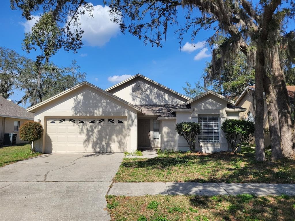 2526 GOTHAM WAY VALRICO, FL 33596