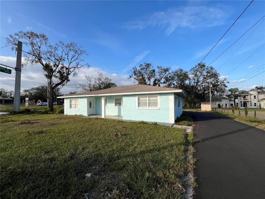 5606 PURITAN ROAD TAMPA, FL 33617