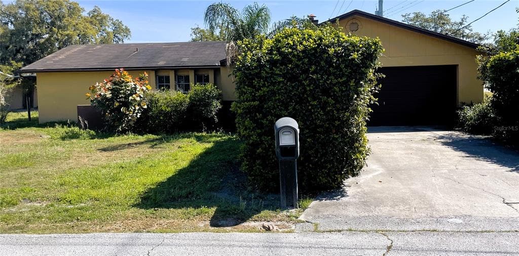 2055 AVENUE C MULBERRY, FL 33860