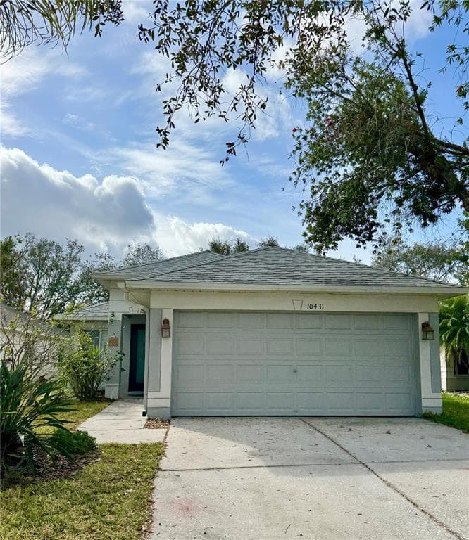 10431 ISLEWORTH AVENUE TAMPA, FL 33647
