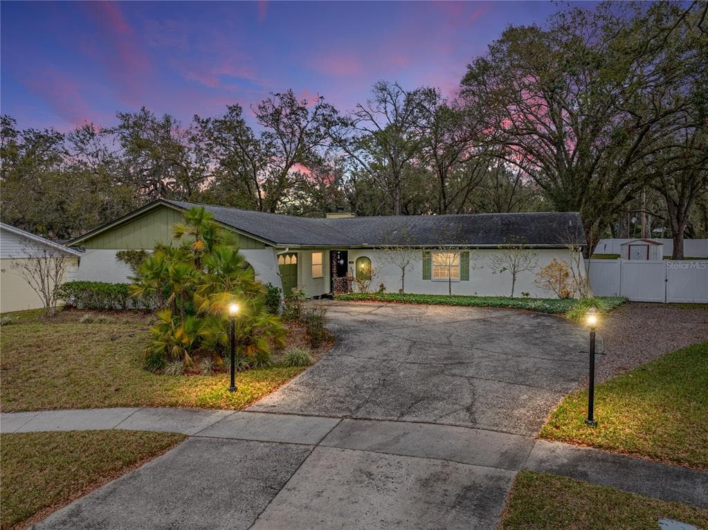 503 HILLPINE WAY BRANDON, FL 33510
