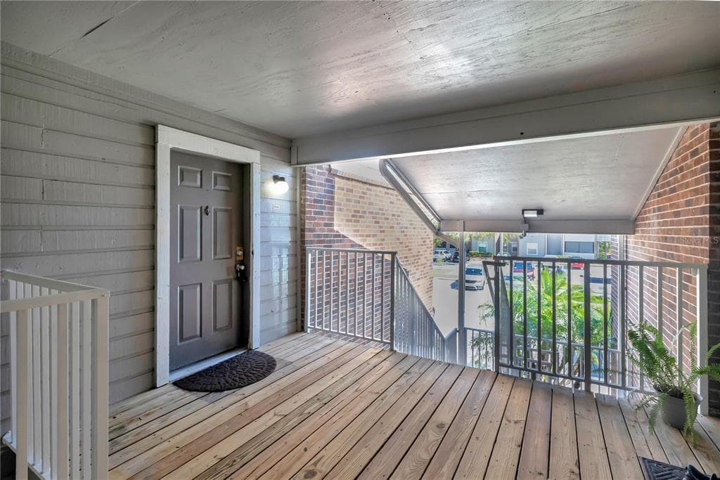 1400 GANDY BOULEVARD N UNIT 806 ST PETERSBURG, FL 33702