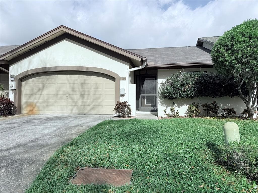 3804 SHORESIDE CIRCLE TAMPA, FL 33624