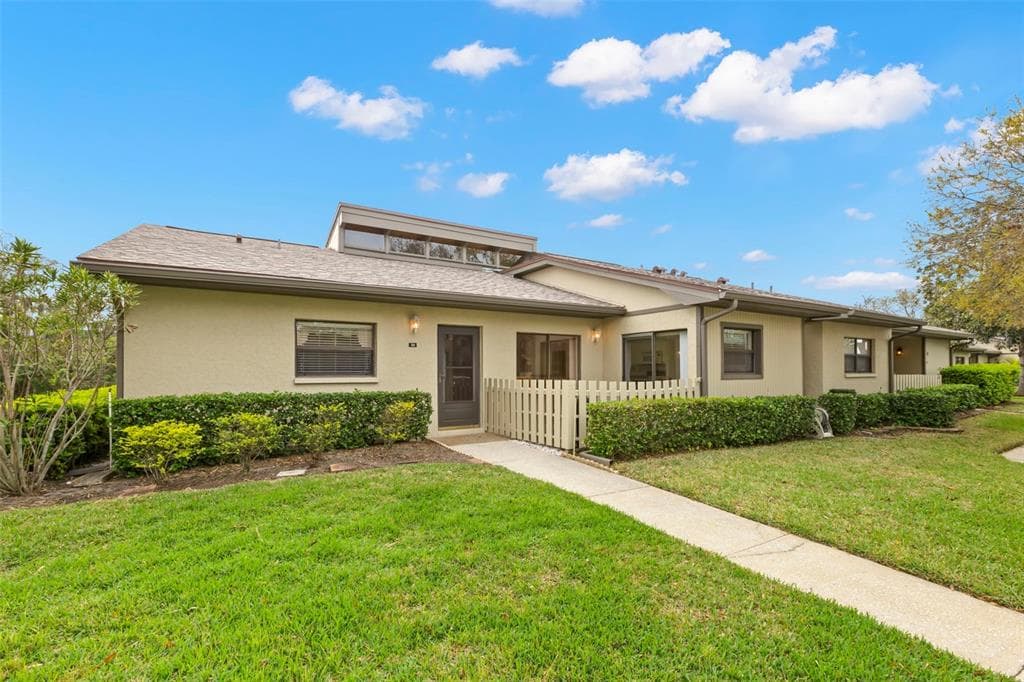 50 GRETCHEN COURT OLDSMAR, FL 34677