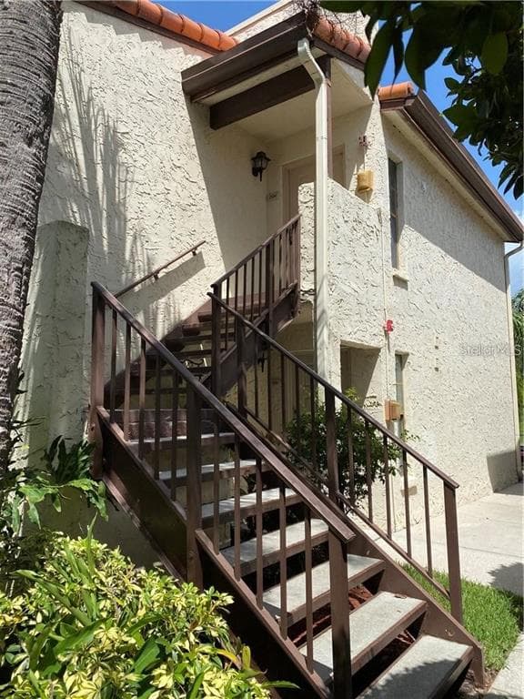 2587 CYPRUS DRIVE UNIT 3-214 PALM HARBOR, FL 34684