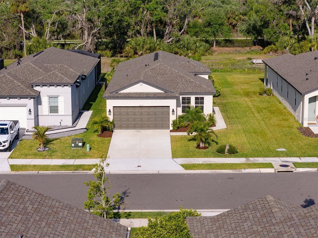 8619 FIREFLY PLACE PARRISH, FL 34219