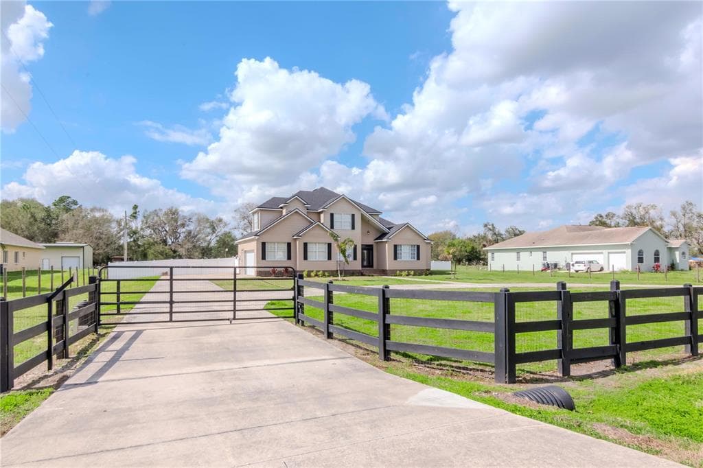4411 MILEY ROAD PLANT CITY, FL 33565