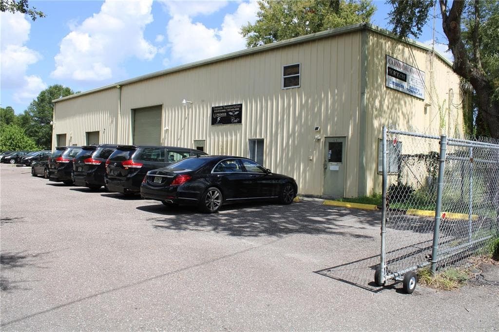 4810 N HALE AVENUE TAMPA, FL 33614