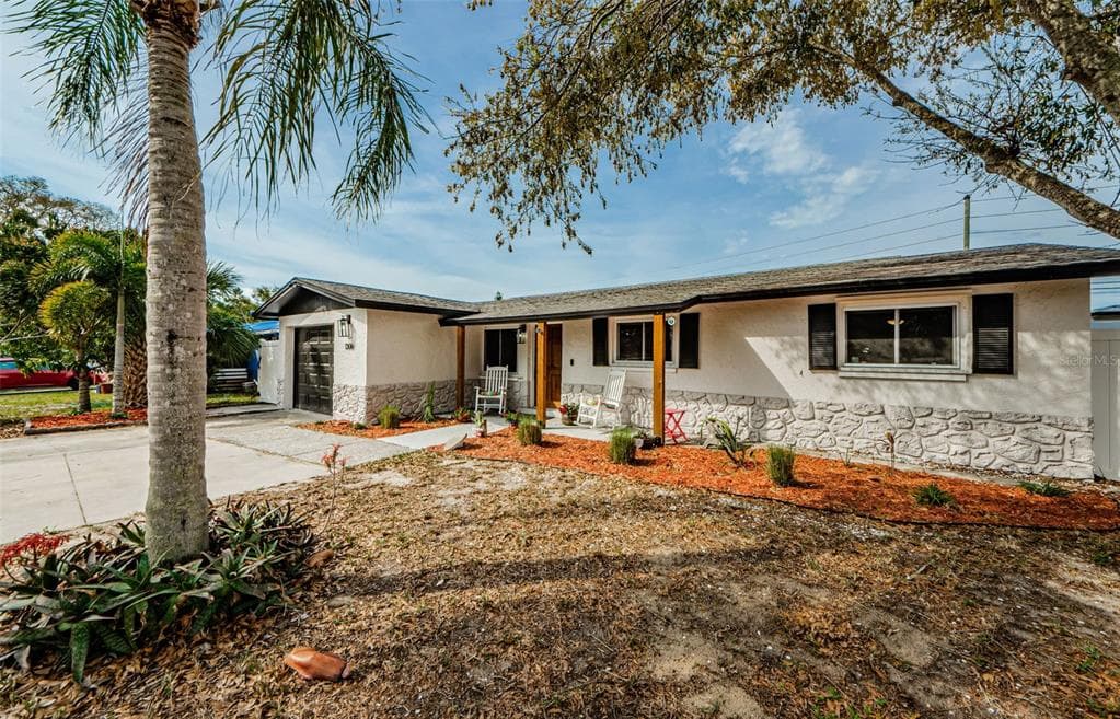 1306 COPPERTREE DRIVE