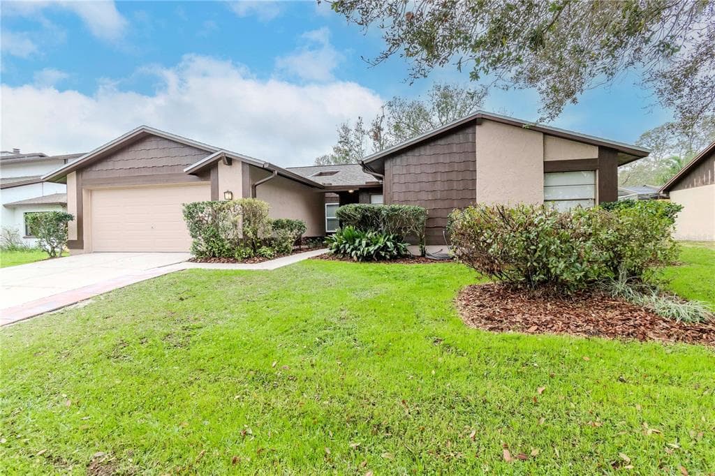 415 BLOOMINGFIELD DRIVE BRANDON, FL 33511