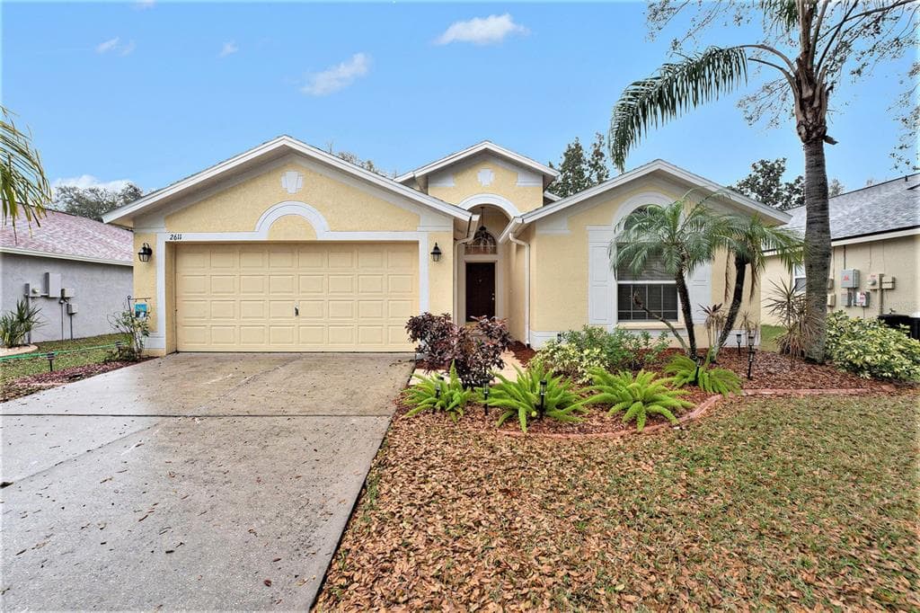 2611 BROOKVILLE DRIVE VALRICO, FL 33596