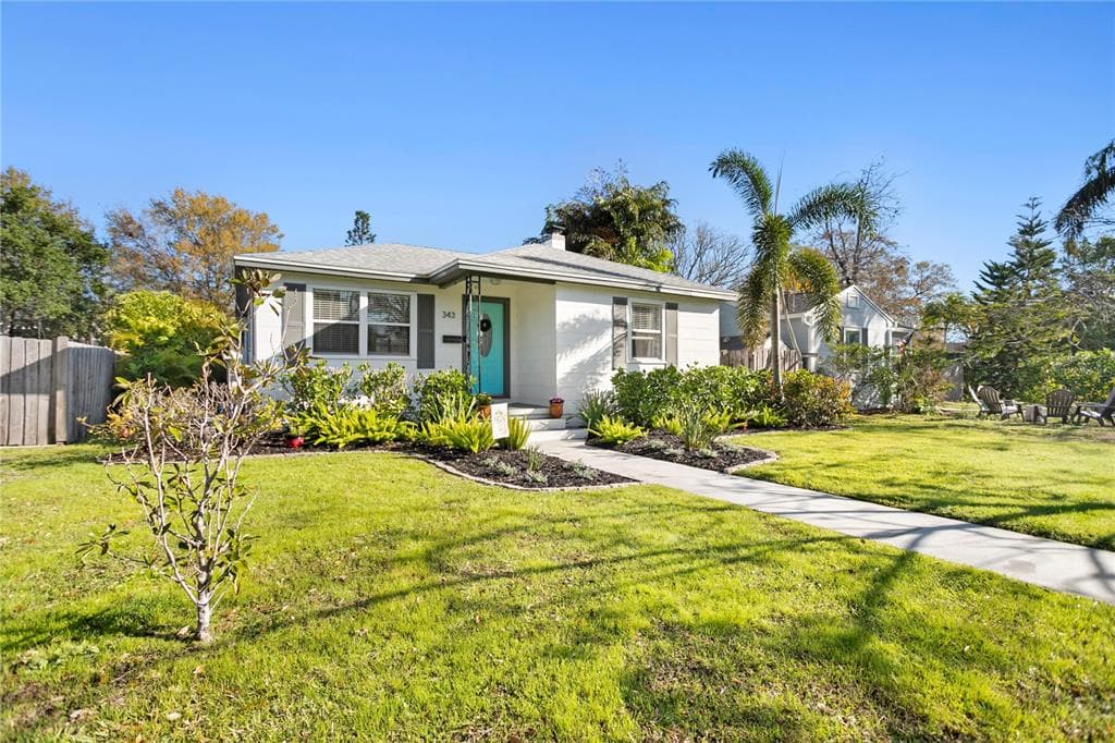 343 37TH AVENUE NE ST PETERSBURG, FL 33704