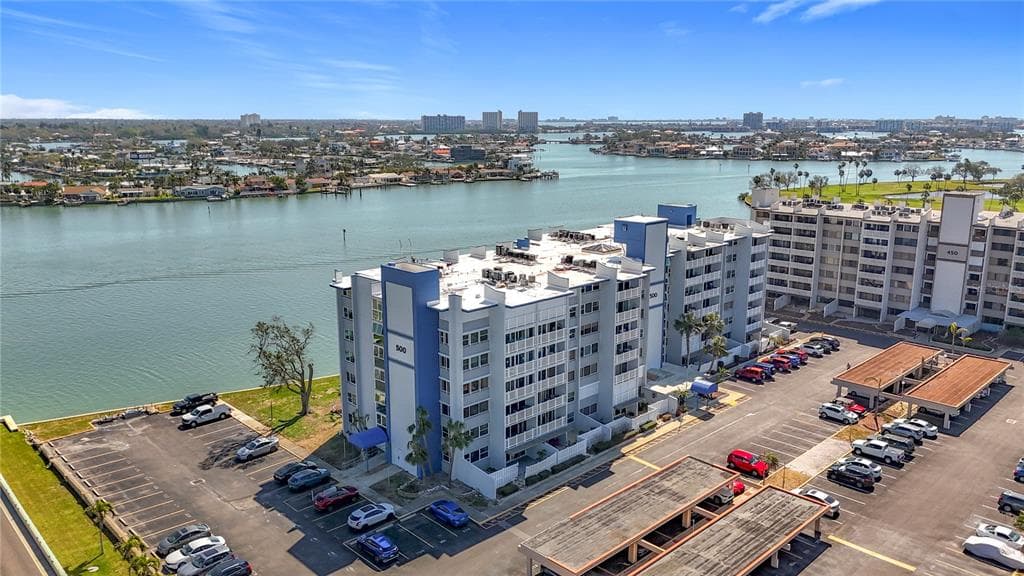 500 TREASURE ISLAND CAUSEWAY UNIT 207 TREASURE ISLAND, FL 33706