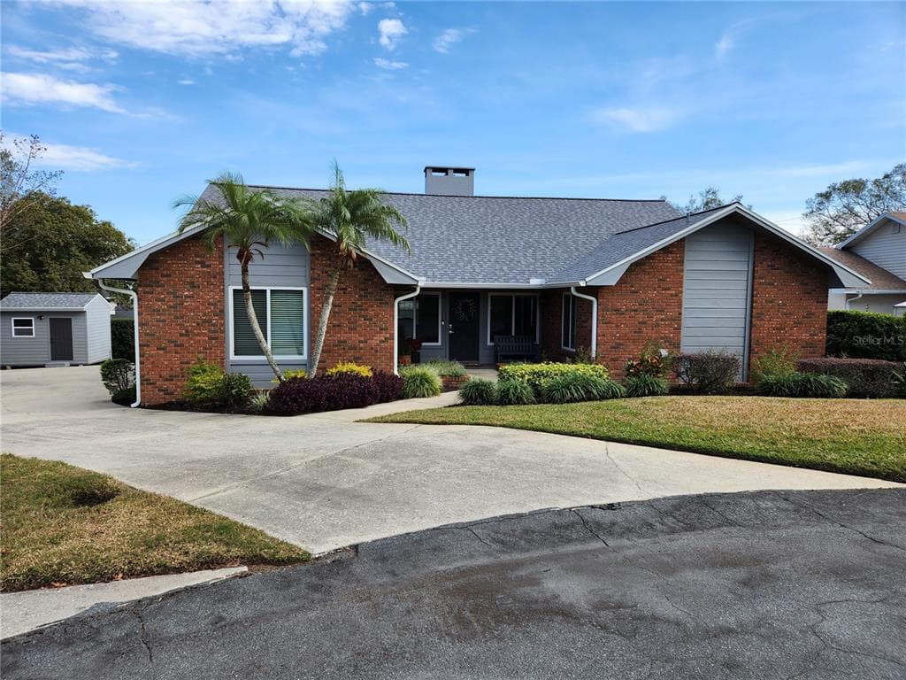 608 PALMORE COURT LAKELAND, FL 33813