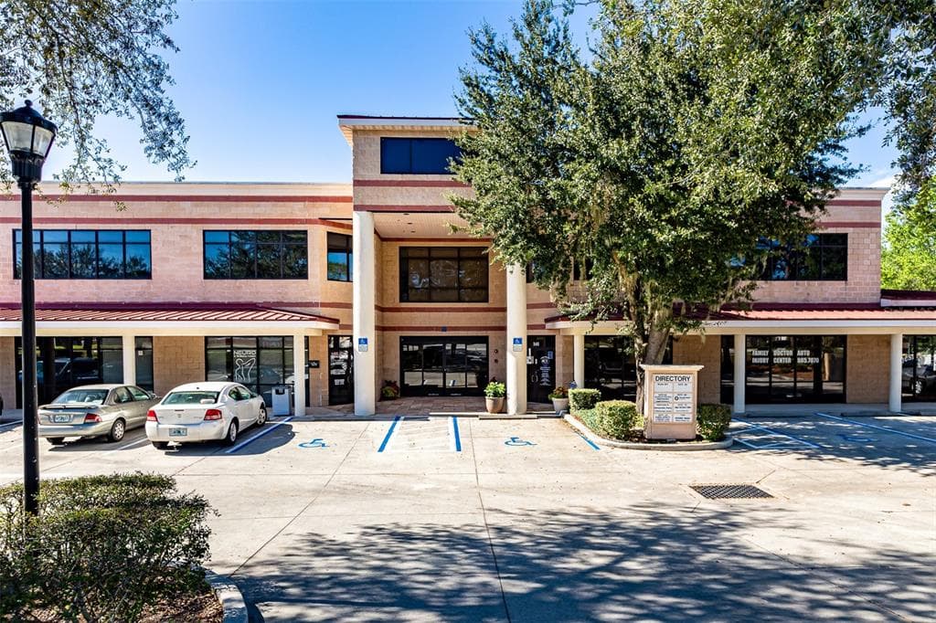 13250 N 56TH STREET UNIT 203 TEMPLE TERRACE, FL 33617