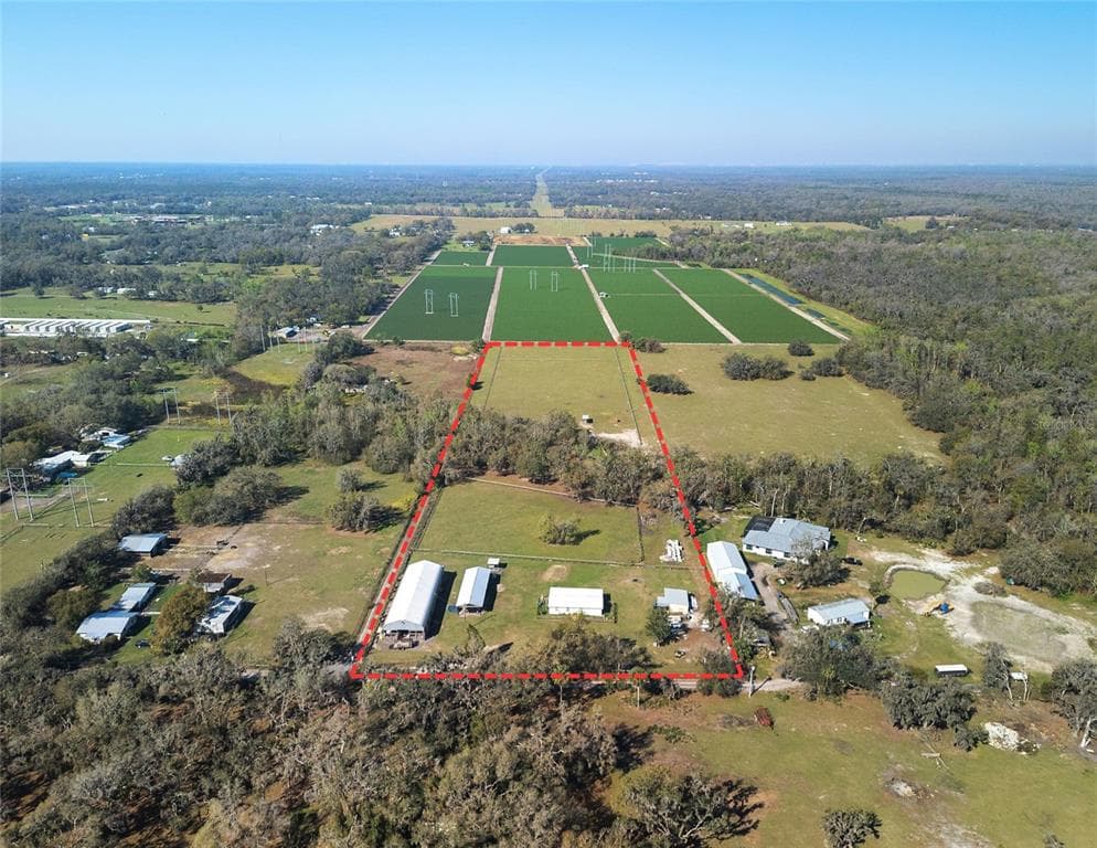 10205 LYONS AVENUE LITHIA, FL 33547