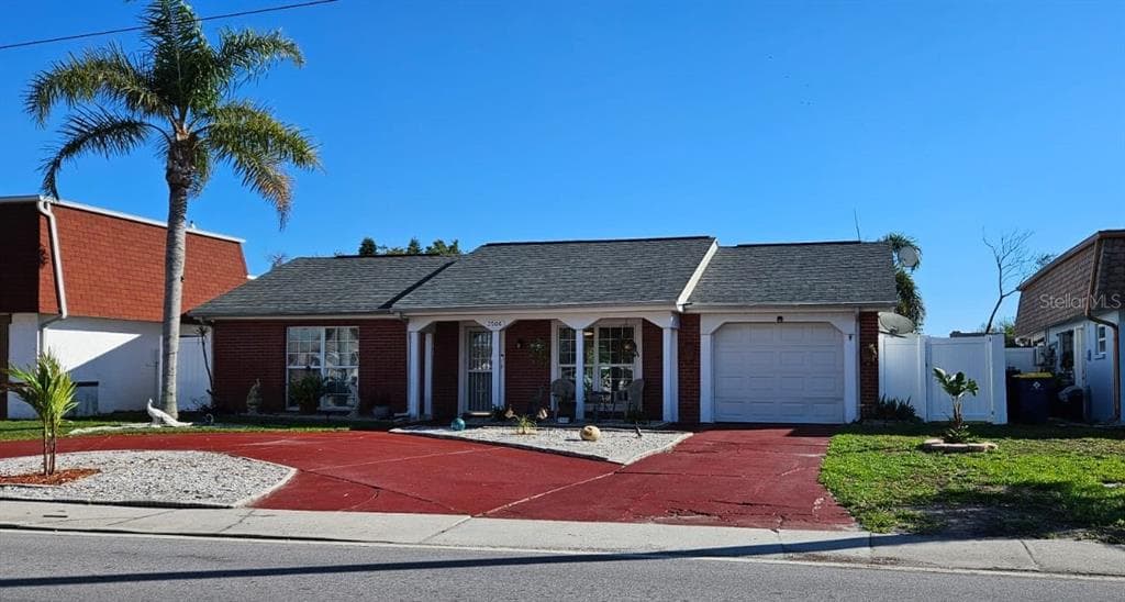 3506 MOOG ROAD HOLIDAY, FL 34691