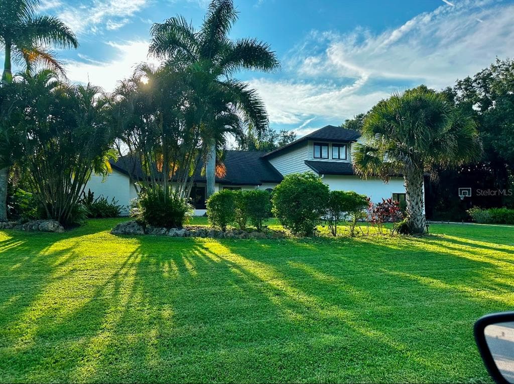 4588 BAYCEDAR LANE SARASOTA, FL 34241