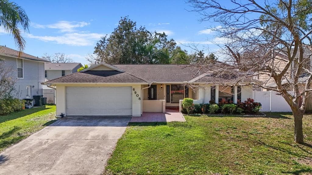 6908 SHADY PLACE TAMPA, FL 33634
