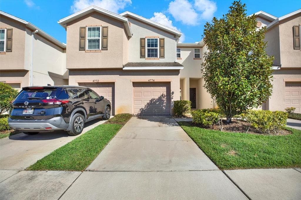 4774 WHITE SANDERLING COURT