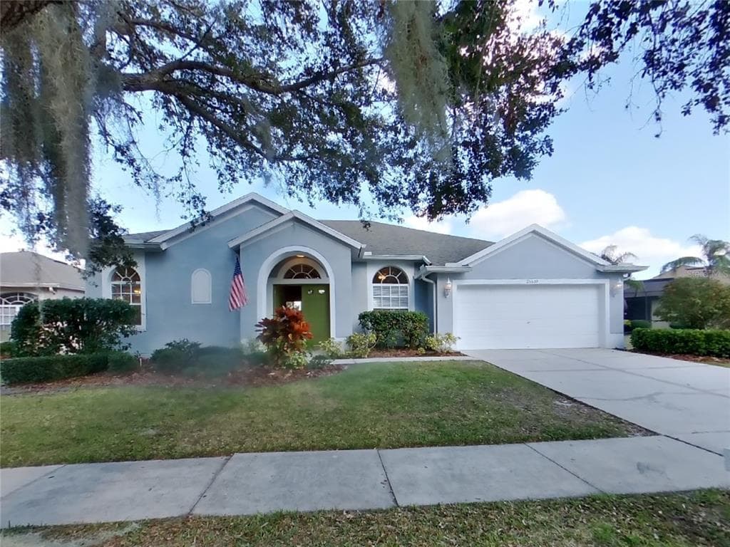 25639 RISEN STAR DRIVE WESLEY CHAPEL, FL 33544