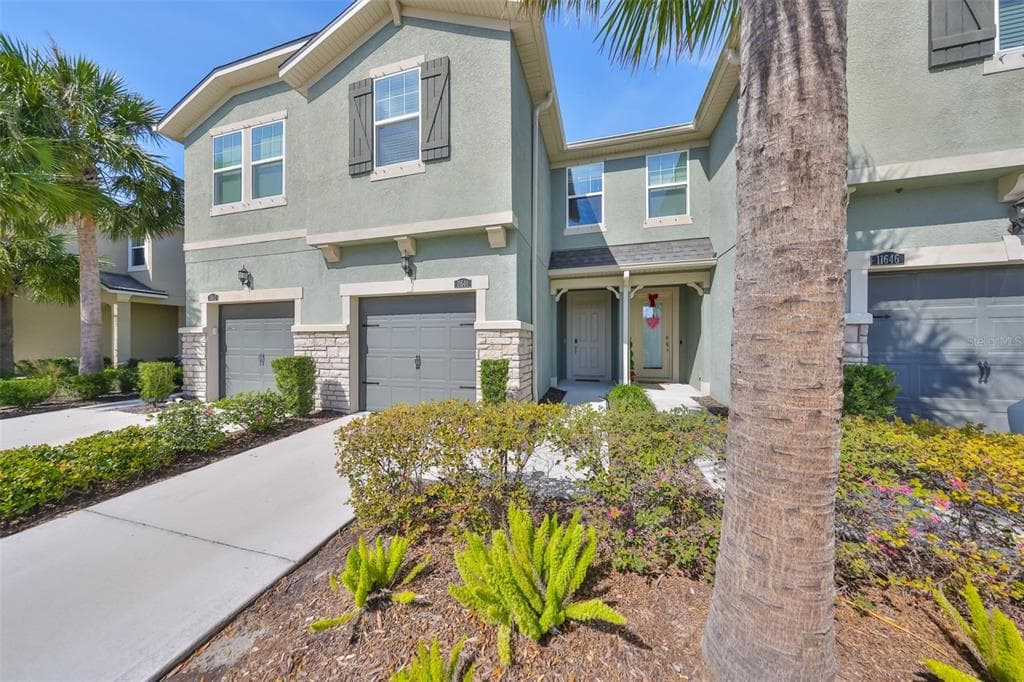 11644 CAMBIUM CROWN DRIVE RIVERVIEW, FL 33569
