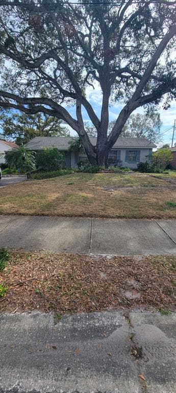 4012 W PEARL AVENUE TAMPA, FL 33611