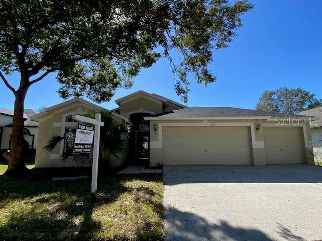 2611 VINEDALE AVENUE VALRICO, FL 33596