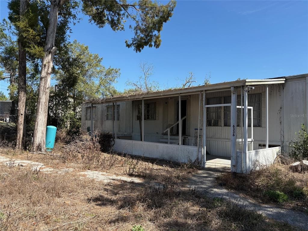 6336 GOODWAY DRIVE BROOKSVILLE, FL 34602