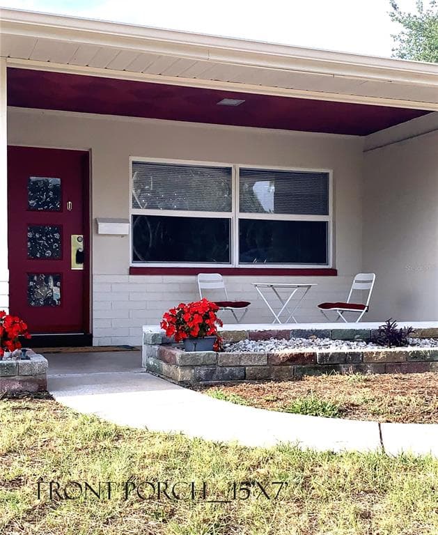 511 82ND AVENUE N ST PETERSBURG, FL 33702