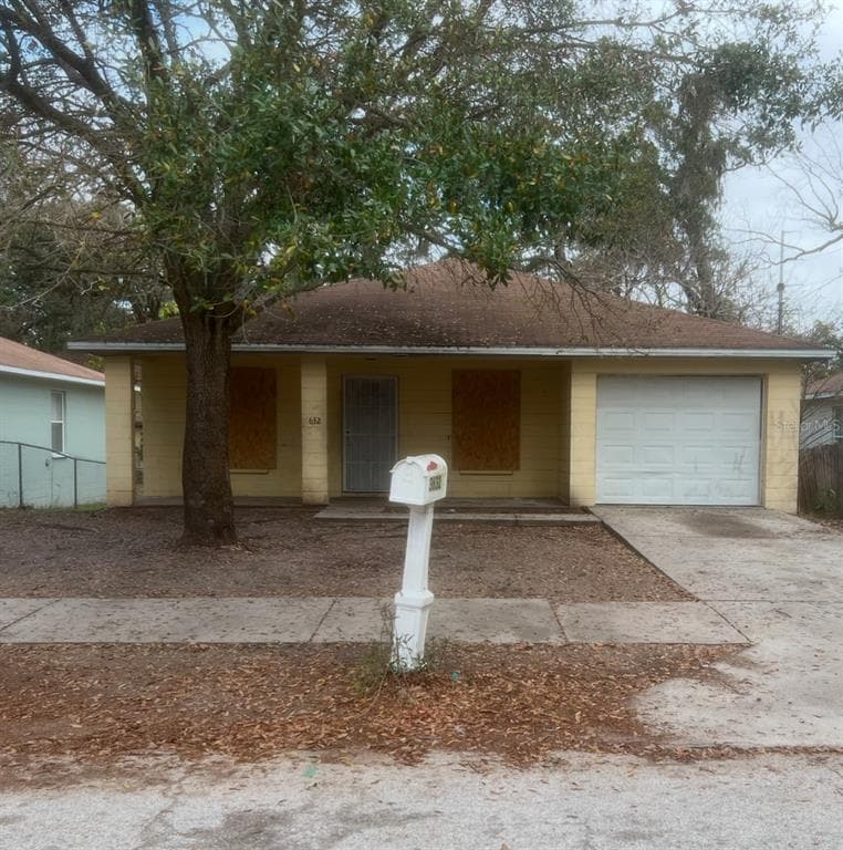 3632 E COMANCHE AVENUE TAMPA, FL 33610