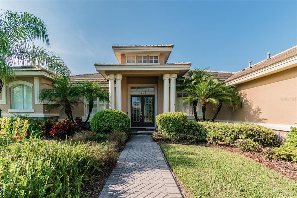 1107 OXBRIDGE DRIVE LUTZ, FL 33549