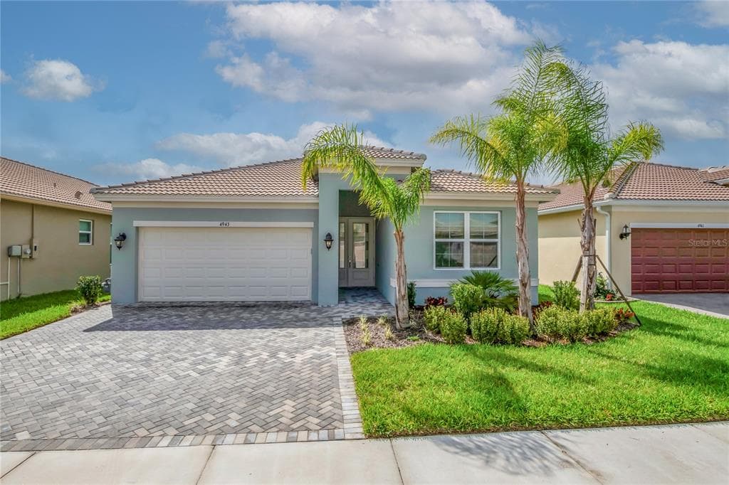 4943 SIENNA ISLES AVENUE WIMAUMA, FL 33598